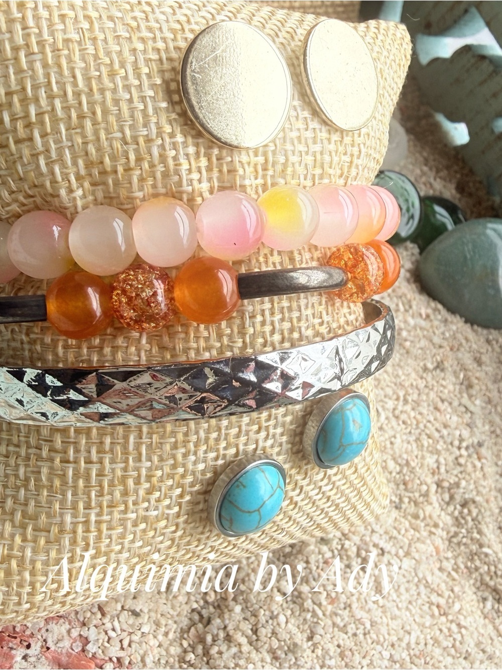 QUARTZ AND JADE Orange Agate Bead Bracelet with Silver turquoise stud set